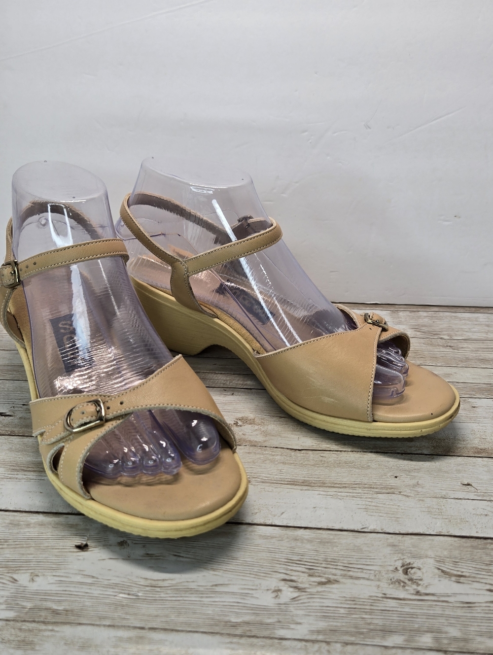 SAS Women's Tripad Comfort Tan Slingback Adjustable Strap Sandals Size 8.5